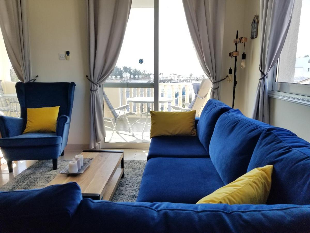 Penthouse Apartment Universal Paphos Exterior foto